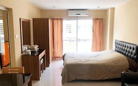 Charoenkrung Place